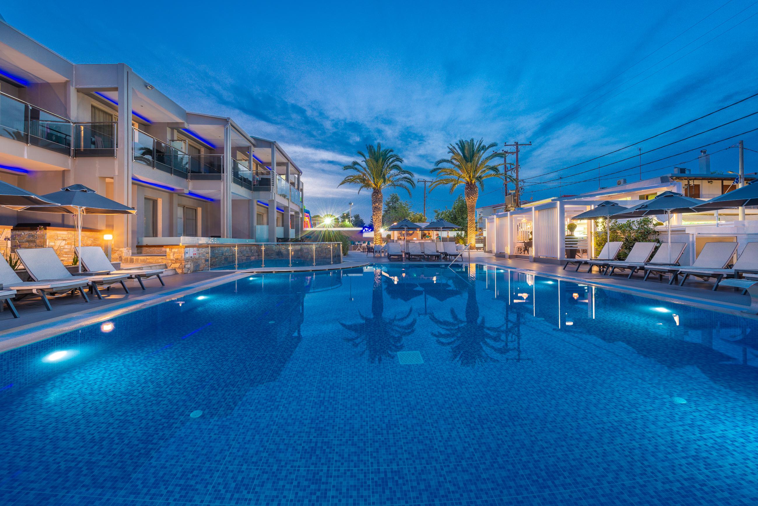 Dionysos Hotel & Suites Ханиоти Экстерьер фото