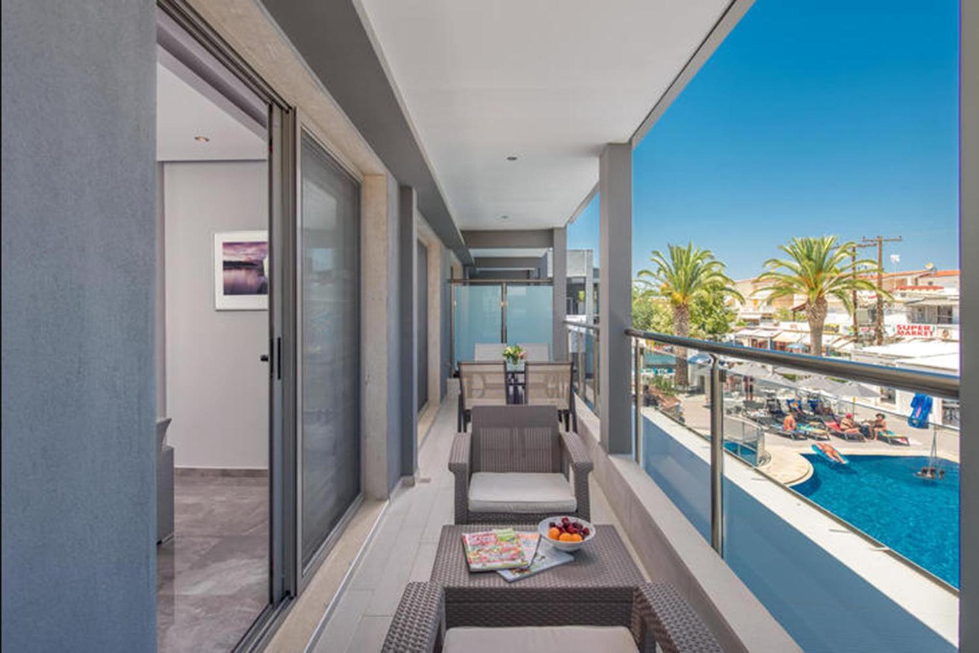 Dionysos Hotel & Suites Ханиоти Экстерьер фото