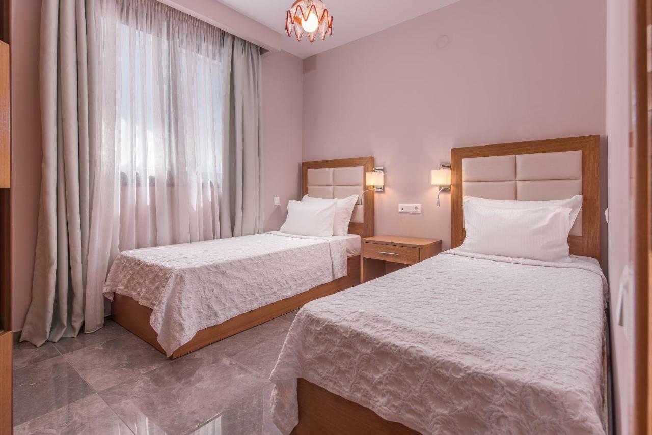 Dionysos Hotel & Suites Ханиоти Экстерьер фото